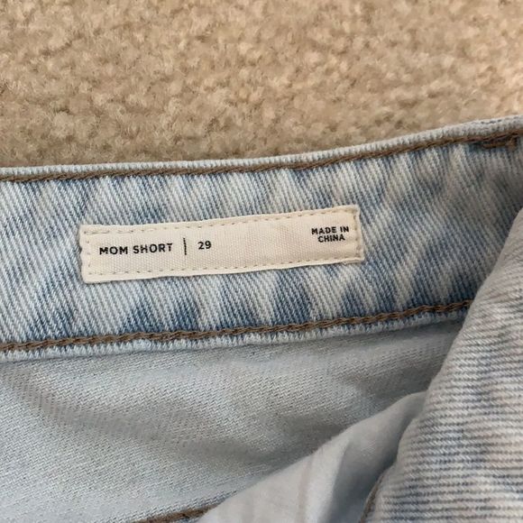 Pacsun light wash mom shorts - Picture 3 of 6